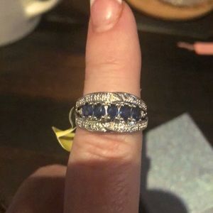 Kanchanaburi Blue Sapphire & Diamond Ring